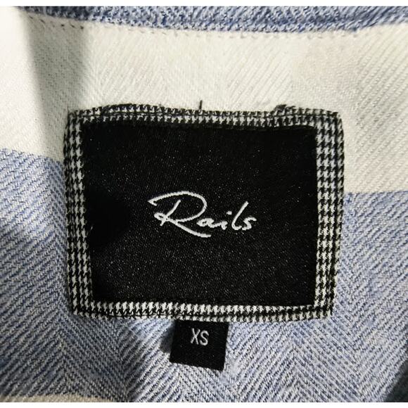 Rails Long Sleeve Button Down Shirt with Back Inverted Pleat, Blue/Cream, Sz XS - Picture 4 of 7